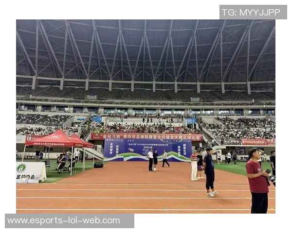 在足球场观看球星比赛时能否拍照与相关规定的详细解析