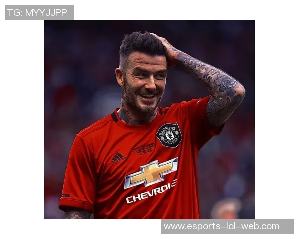 素描艺术与足球激情融合 打造个性化明星头像作品 素描艺术与足球激情融合 打造个性化明星头像作品