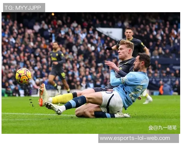 足球传奇九宫格汇聚全球顶级球星风采 展现球场巅峰对决与荣耀瞬间 足球传奇九宫格汇聚全球顶级球星风采 展现球场巅峰对决与荣耀瞬间