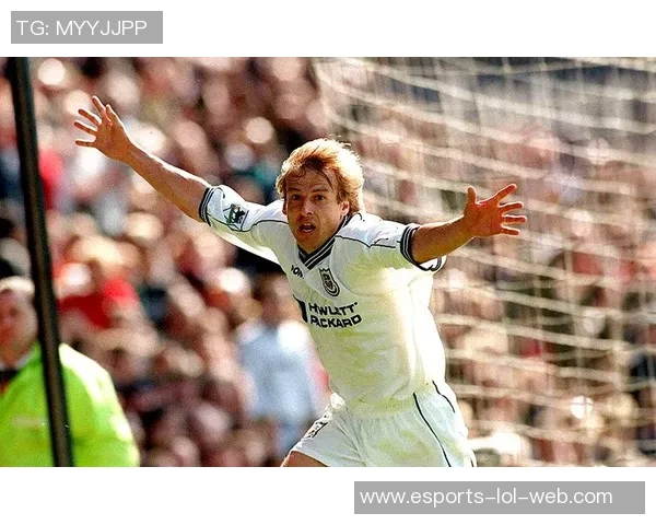 百大球星齐聚天下足球精彩时刻 见证足坛传奇崛起与辉煌